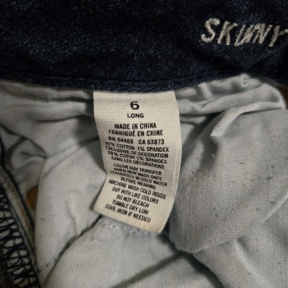 American Eagle Dark Wash Skinny Jeans - Picture 7 of 7